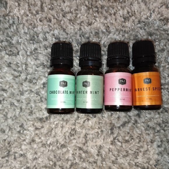 P&J Fall & Winter Fragrence Oils - Picture 1 of 1